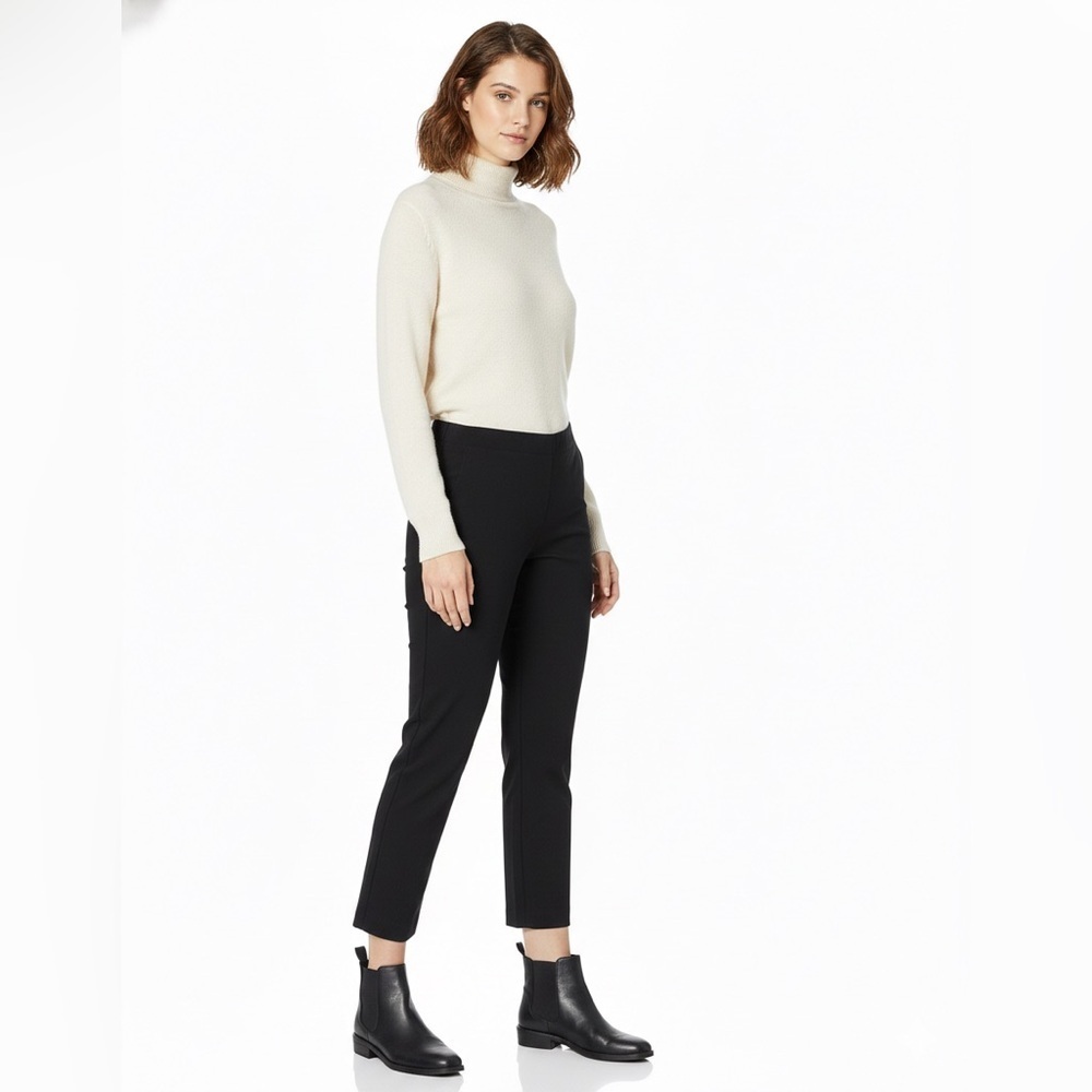 Chico's Pants Classic Black Pull On Ankle Capri Cropped Size 2,5 (US14)